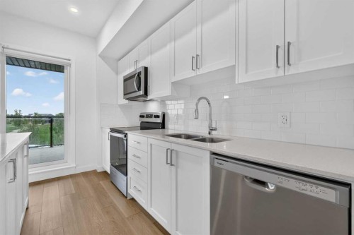 8554 19 Avenue Se, Calgary, AB 