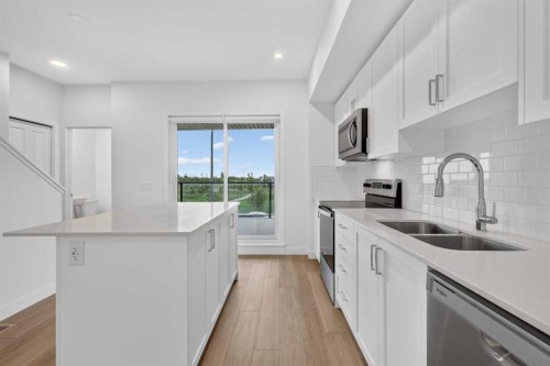 8554 19 Avenue Se, Calgary, AB 