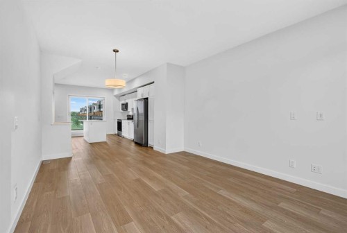 8554 19 Avenue Se, Calgary, AB 