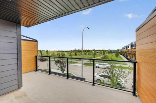 8554 19 Avenue Se, Calgary, AB 