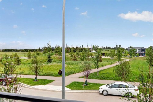 8554 19 Avenue Se, Calgary, AB 
