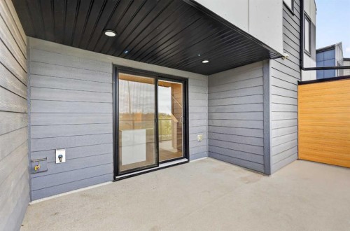 8554 19 Avenue Se, Calgary, AB 
