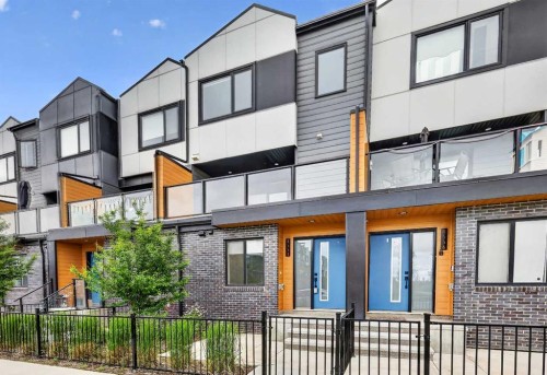 8554 19 Avenue Se, Calgary, AB 