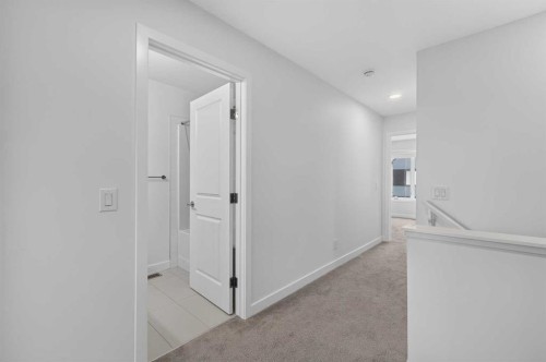 8554 19 Avenue Se, Calgary, AB 