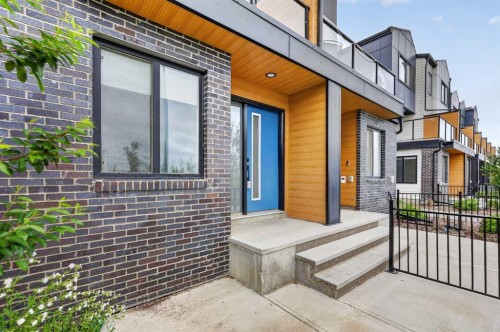 8554 19 Avenue Se, Calgary, AB 