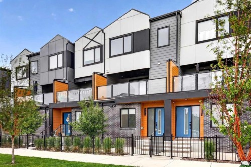 8554 19 Avenue Se, Calgary, AB 
