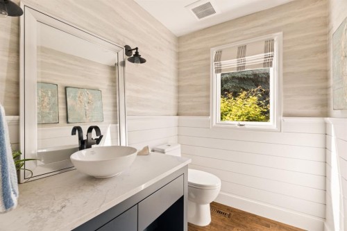 120 Lake Placid Green Se, Calgary, AB - Indoor Photo Showing Bathroom