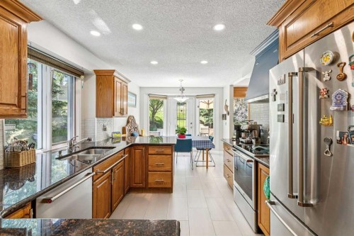 131 Shawnee Manor Sw, Calgary, AB 