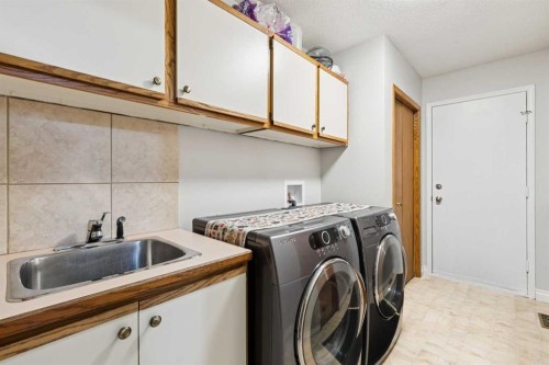 131 Shawnee Manor Sw, Calgary, AB 