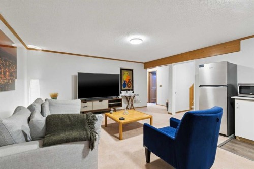 131 Shawnee Manor Sw, Calgary, AB 