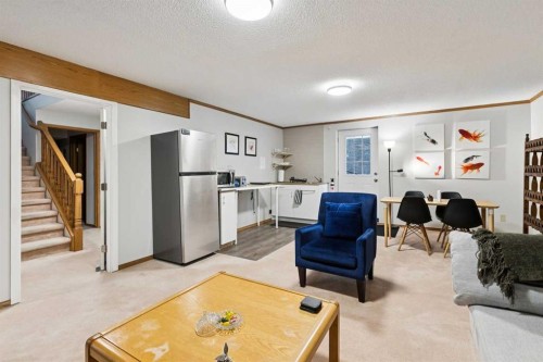 131 Shawnee Manor Sw, Calgary, AB 