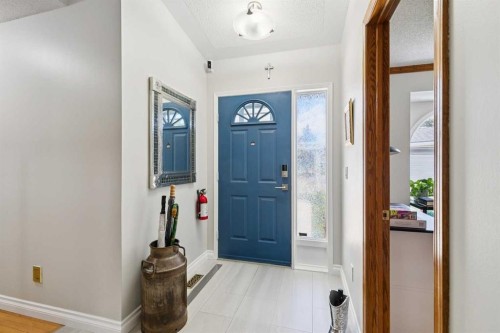131 Shawnee Manor Sw, Calgary, AB 