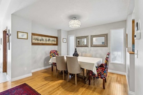 131 Shawnee Manor Sw, Calgary, AB 