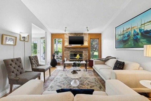 131 Shawnee Manor Sw, Calgary, AB 