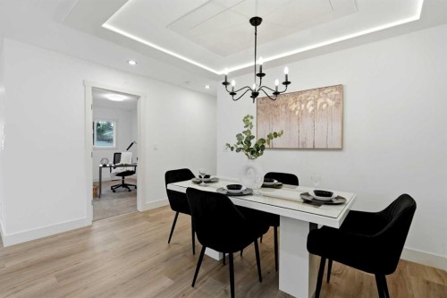 908 Stonehaven Road Sw, Calgary, AB - Indoor Photo Showing Dining Room