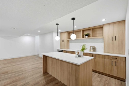 908 Stonehaven Road Sw, Calgary, AB - Indoor Photo Showing Kitchen