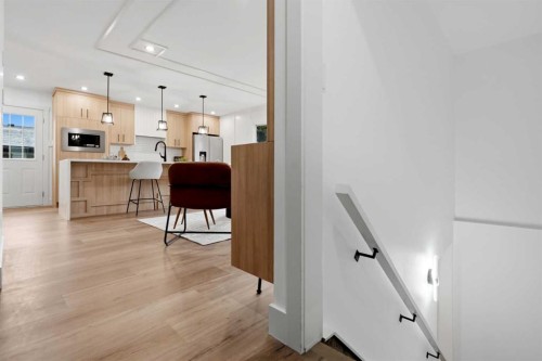 908 Stonehaven Road Sw, Calgary, AB - Indoor Photo Showing Kitchen