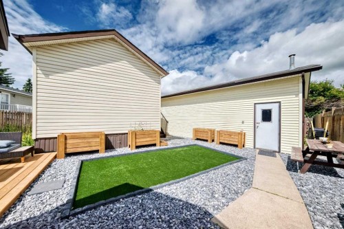 840 Spring Haven Court Se, Airdrie, AB 