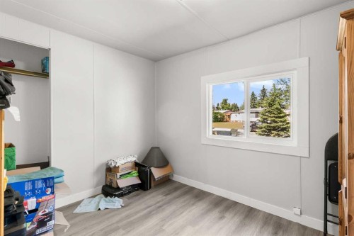 7 Tamarack Crescent Nw, Sundre, AB - Indoor
