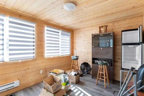 7 Tamarack Crescent Nw, Sundre, AB - Indoor Photo Showing Other Room