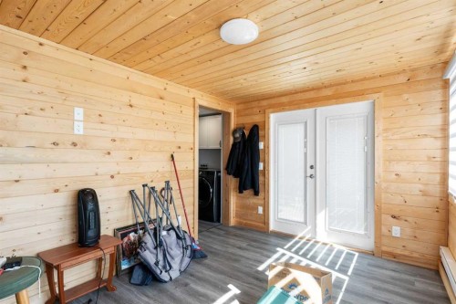 7 Tamarack Crescent Nw, Sundre, AB - Indoor Photo Showing Other Room