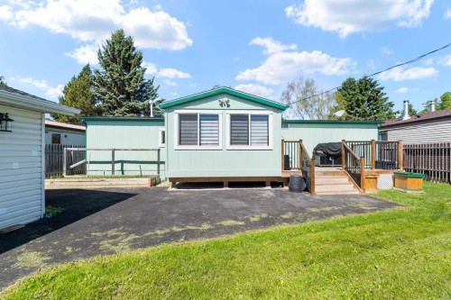 7 Tamarack Crescent Nw, Sundre, AB - Outdoor