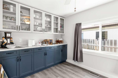 7 Tamarack Crescent Nw, Sundre, AB - Indoor Photo Showing Other Room