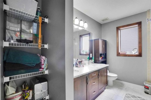 27 Brightoncrest Common Se, Calgary, AB 