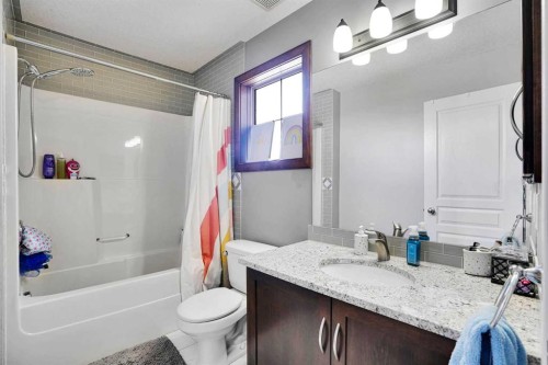 27 Brightoncrest Common Se, Calgary, AB 