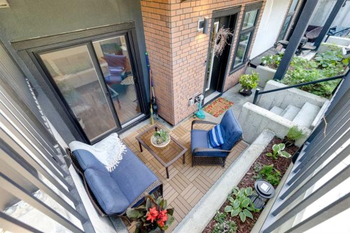 11-1709 35 Avenue Sw, Calgary, AB - 
