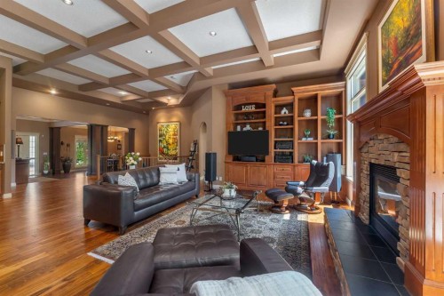 15 Discovery Valley Cove Sw, Calgary, AB 