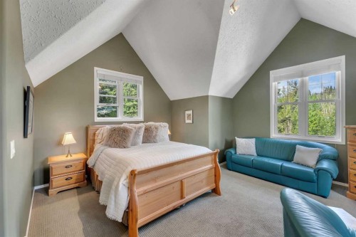 15 Discovery Valley Cove Sw, Calgary, AB 