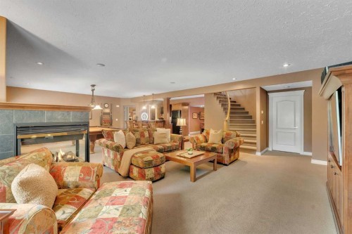 15 Discovery Valley Cove Sw, Calgary, AB 