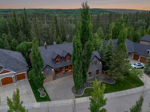 15 Discovery Valley Cove Sw, Calgary, AB 