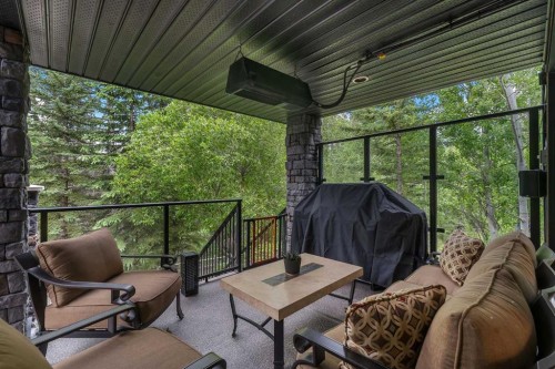 15 Discovery Valley Cove Sw, Calgary, AB 
