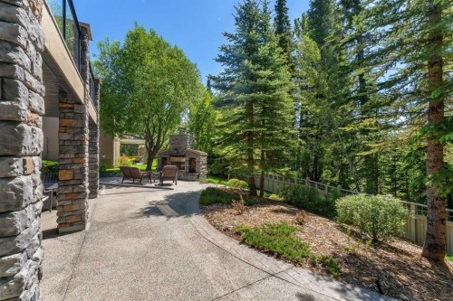 15 Discovery Valley Cove Sw, Calgary, AB 