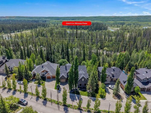 15 Discovery Valley Cove Sw, Calgary, AB 