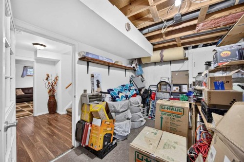 6417 26 Avenue Ne, Calgary, AB 
