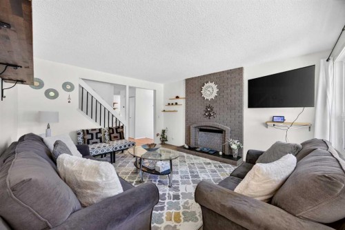 6417 26 Avenue Ne, Calgary, AB 