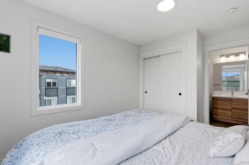 603-10060 46 Street Ne, Calgary, AB - Indoor Photo Showing Bedroom