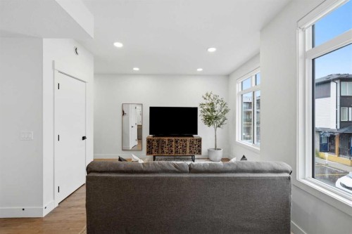603-10060 46 Street Ne, Calgary, AB - Indoor