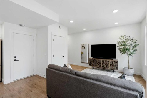 603-10060 46 Street Ne, Calgary, AB - Indoor