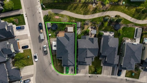 71 Canals Close SW Airdrie, AB T4B 0S6