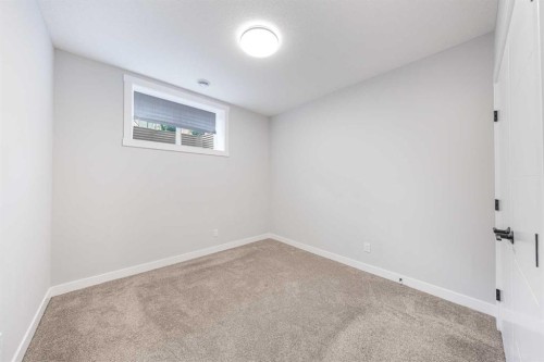 116 Rowmont Heath Nw, Calgary, AB 