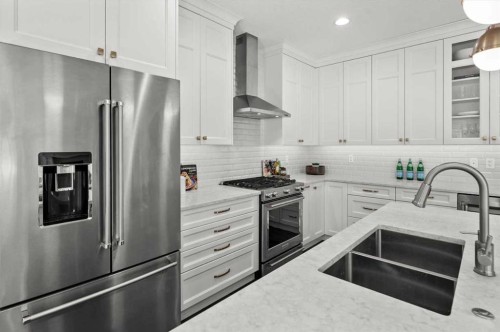 113 Ypres Green Sw, Calgary, AB 