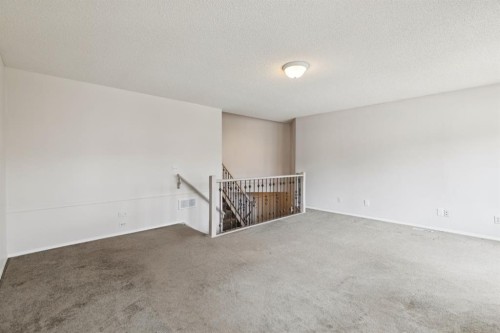 26 Spring Mews Sw, Calgary, AB 