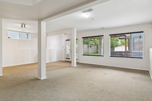 26 Spring Mews Sw, Calgary, AB 