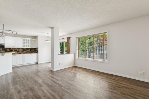 26 Spring Mews Sw, Calgary, AB 