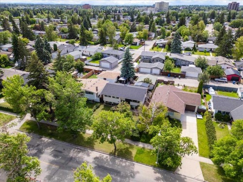 9715 Fairmount Drive Se, Calgary, AB 