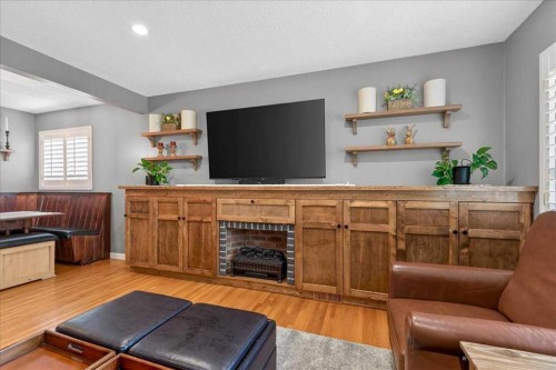 9715 Fairmount Drive Se, Calgary, AB 